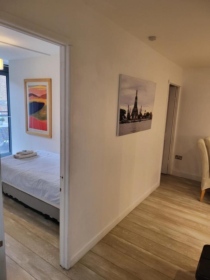 Walking To Tower Bridge Apartment London Bagian luar foto